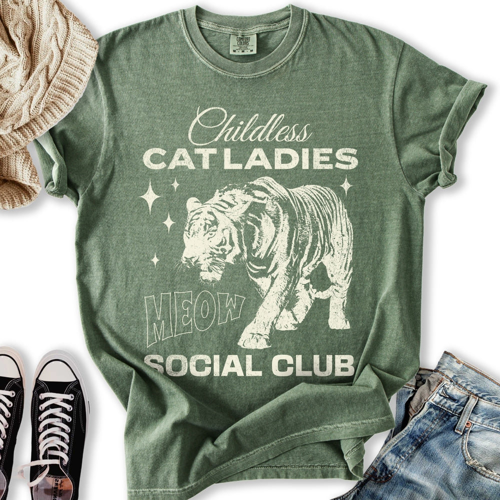 Childless Cat Lady T-Shirt