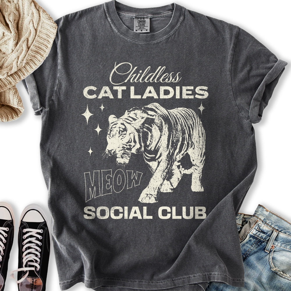 Childless Cat Lady T-Shirt