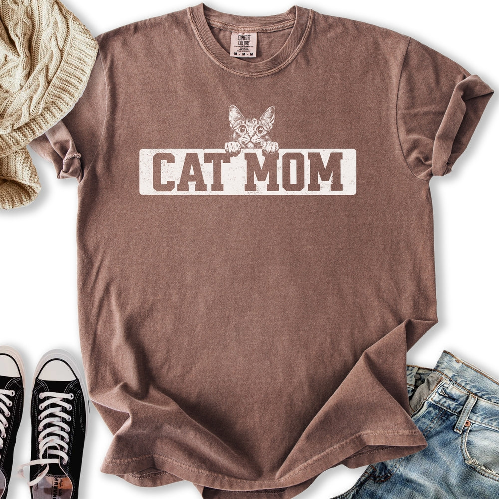 Vintage Cat Mom T-Shirt