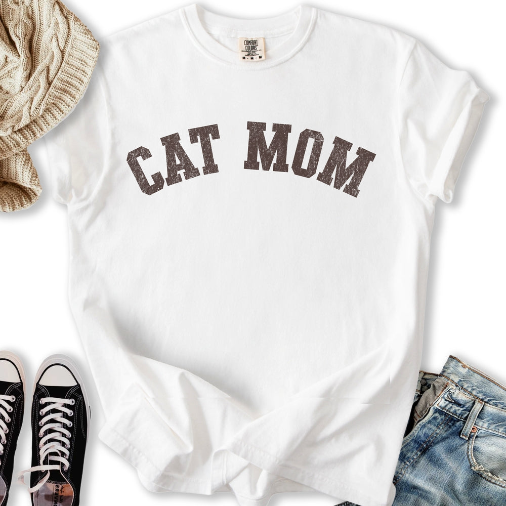 Cat Mom T-Shirt