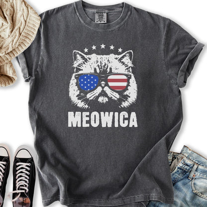 Meowica Ragdoll T-Shirt