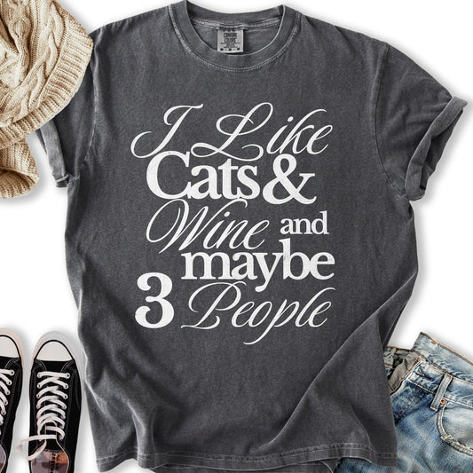 I Like Cats and Wine T-shirt