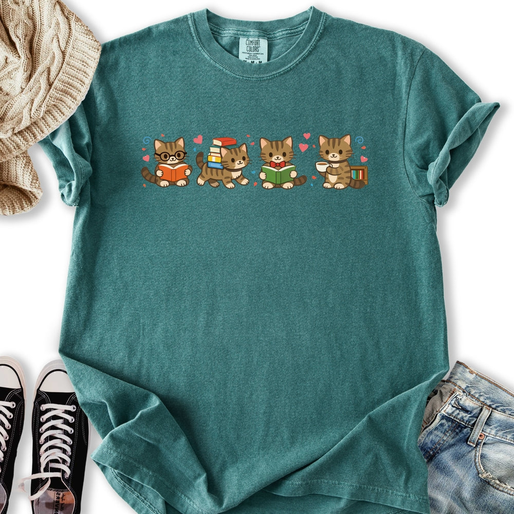 Cute Bookworm Cats T-Shirt
