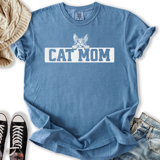 Vintage Cat Mom T-Shirt