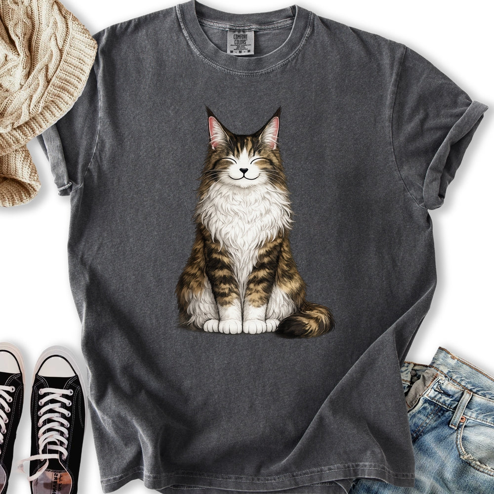 Smiling Maine Coon Cat T-Shirt
