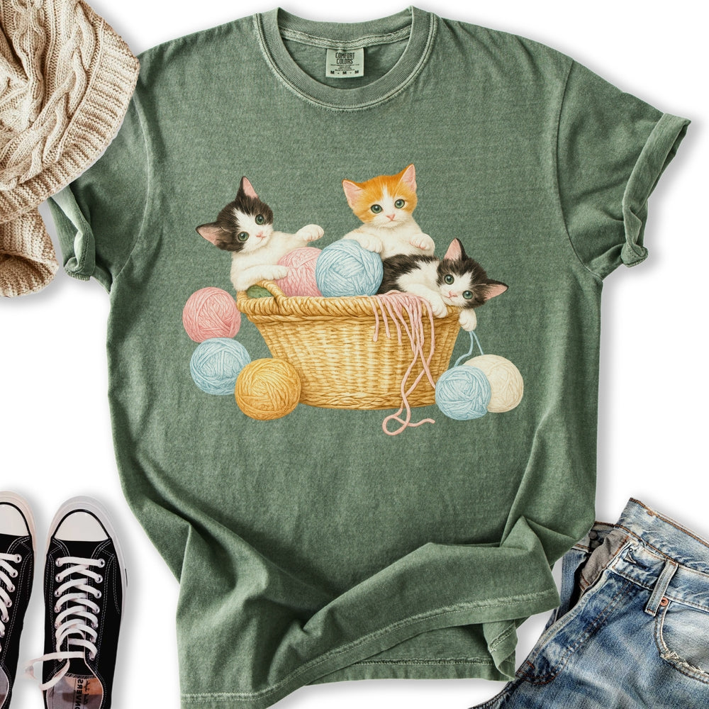 Kitten Yarn Basket T-Shirt