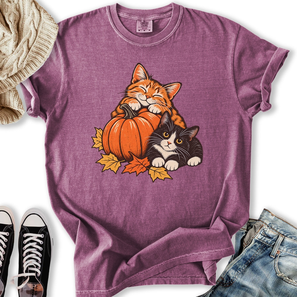 Cute Retro Fall Cats Relaxed Tee
