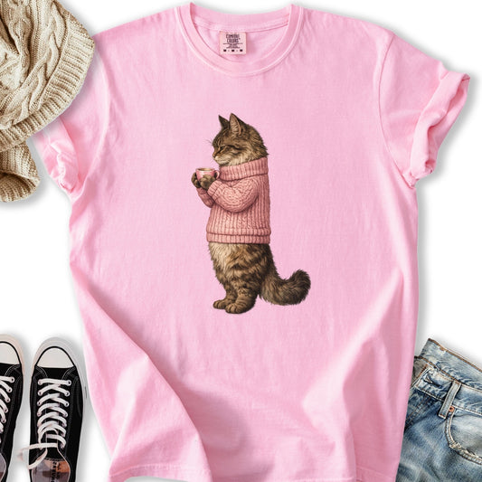 Cozy Maine Coon Cat T-Shirt