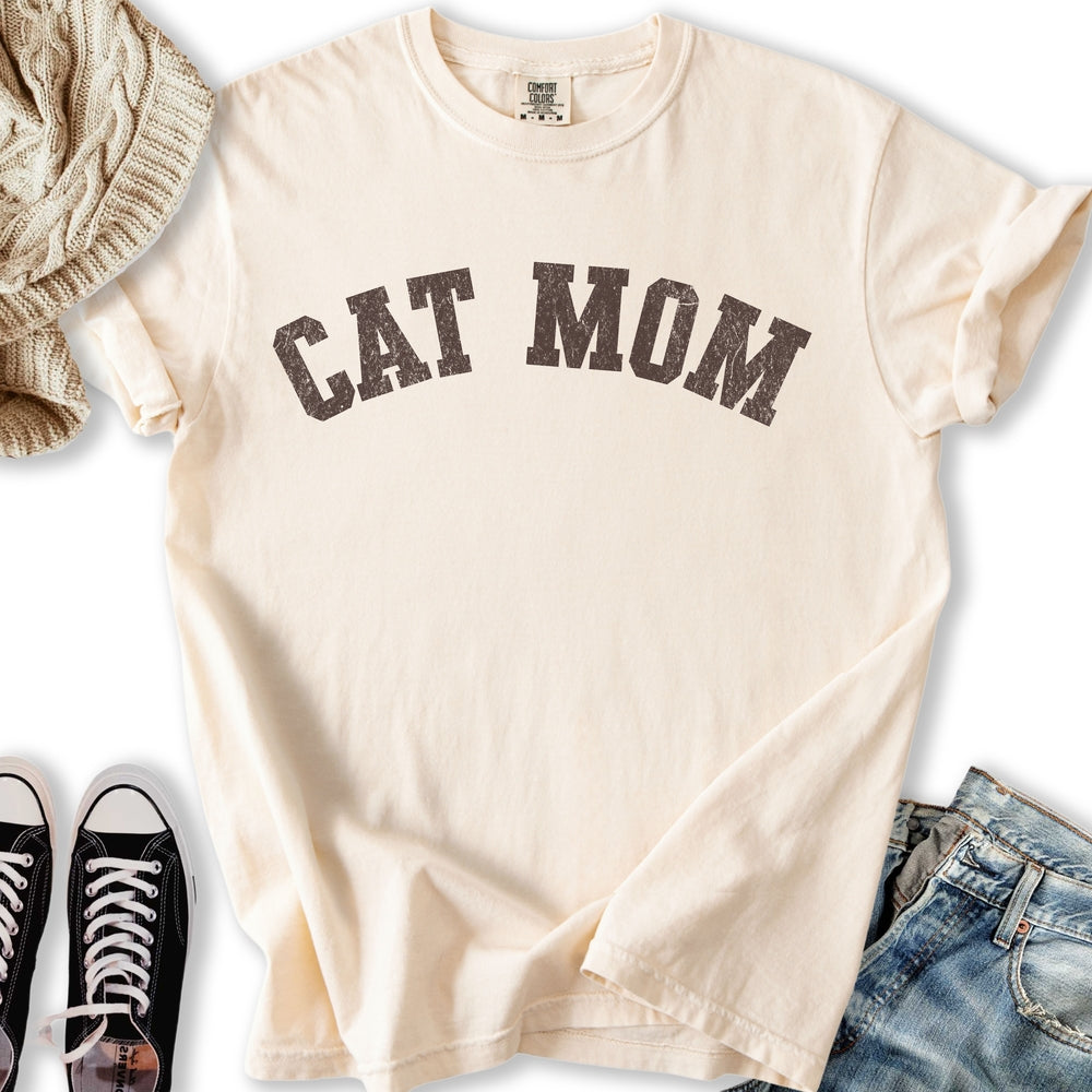Cat Mom T-Shirt