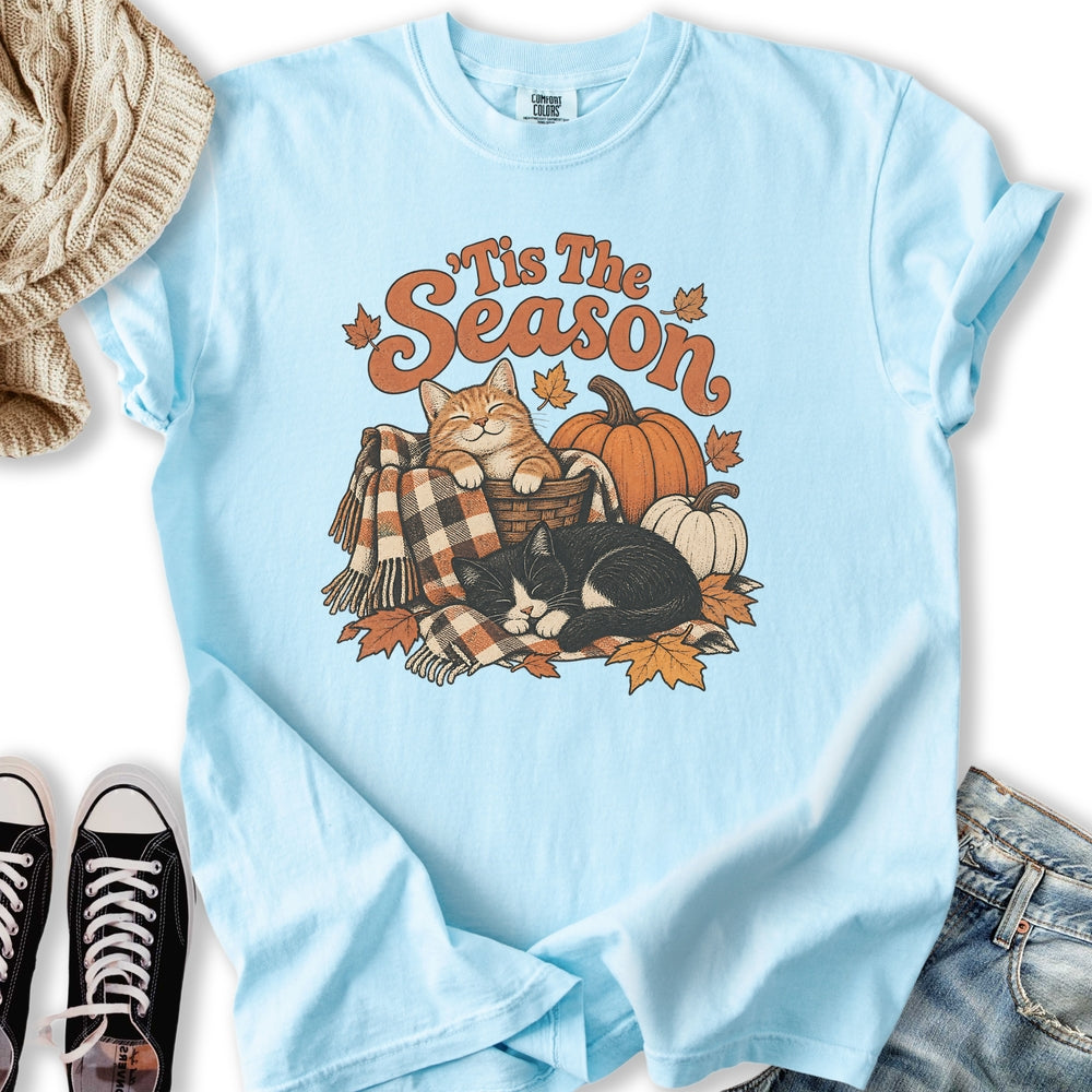 Tis The Season Cats Relaxed Tee