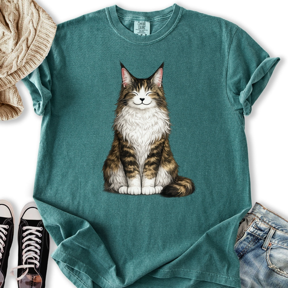 Smiling Maine Coon Cat T-Shirt