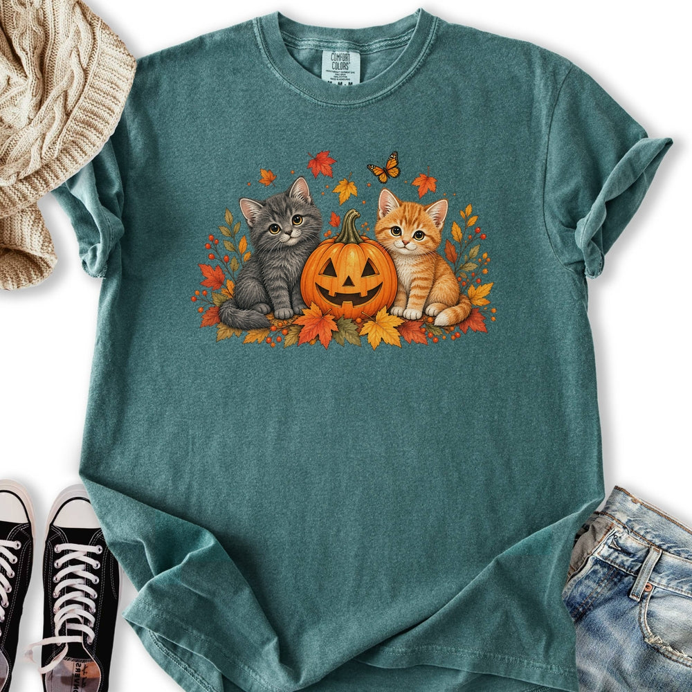 Cute Pumpkin Kittens Relaxed Tee