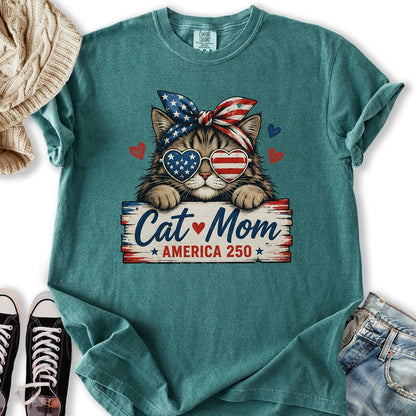 Cat Mom America T-Shirt