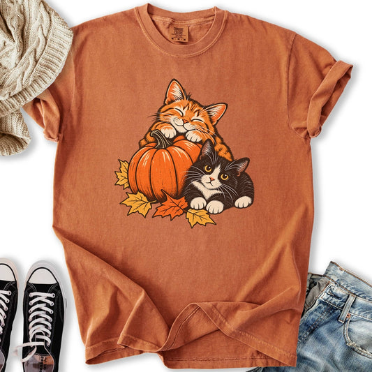 Cute Retro Fall Cats Relaxed Tee