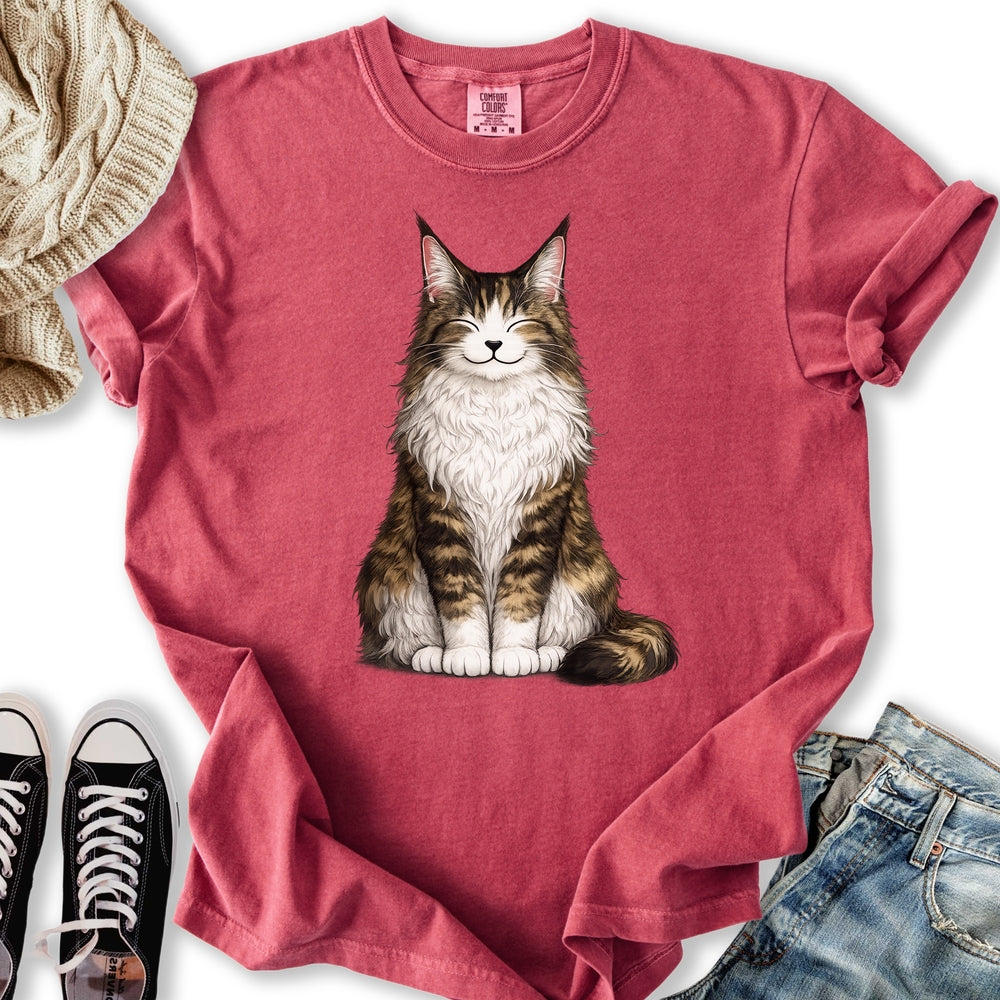 Smiling Maine Coon Cat T-Shirt